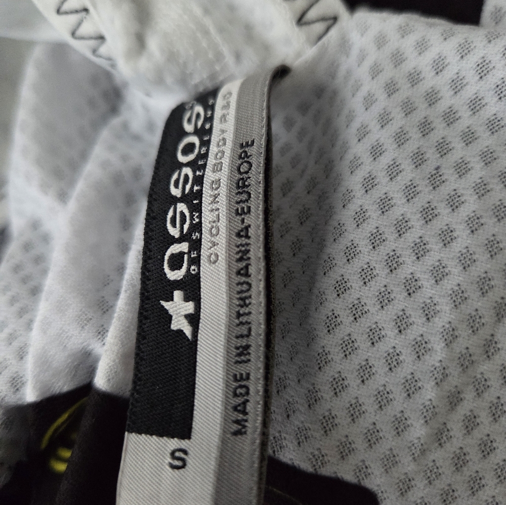 Assos iJ Bonka 6 White Black Cycling Winter Jacket Size S - Picture 3 of 3